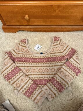 American Eagle cream and Pink Fair Isle Crewneck Sweater - Women's